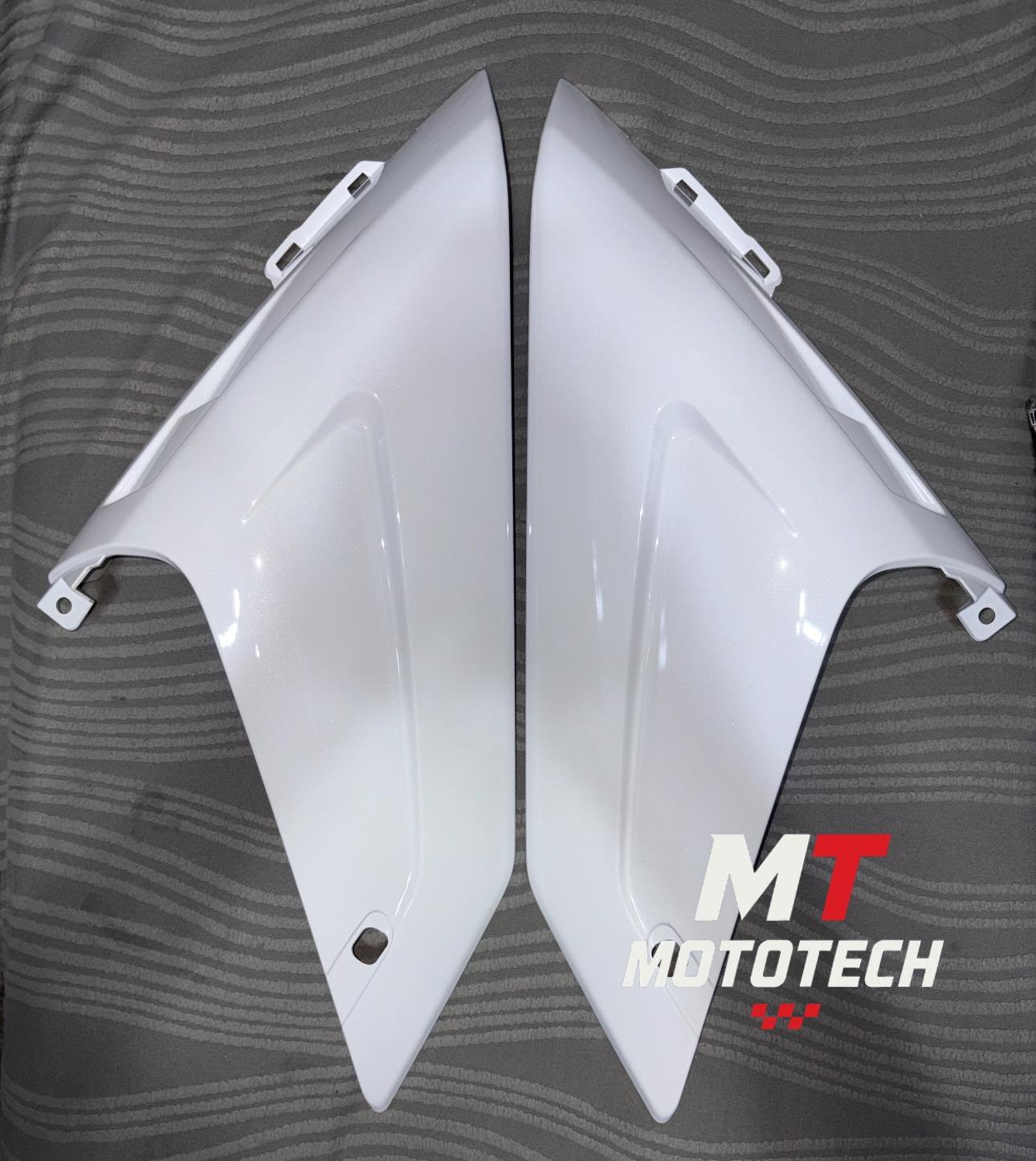 Original CFMOTO Winglet for 675SR-SS (WHITE)