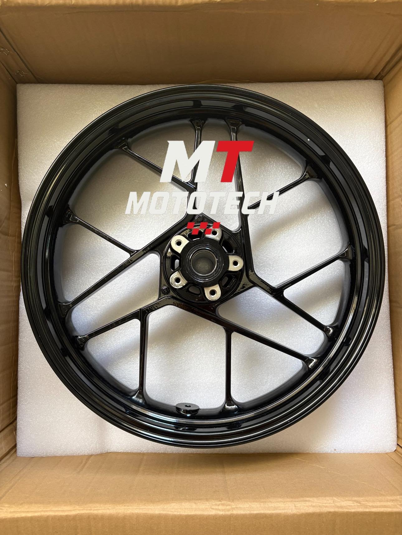 675SR Front Wheel Assembly