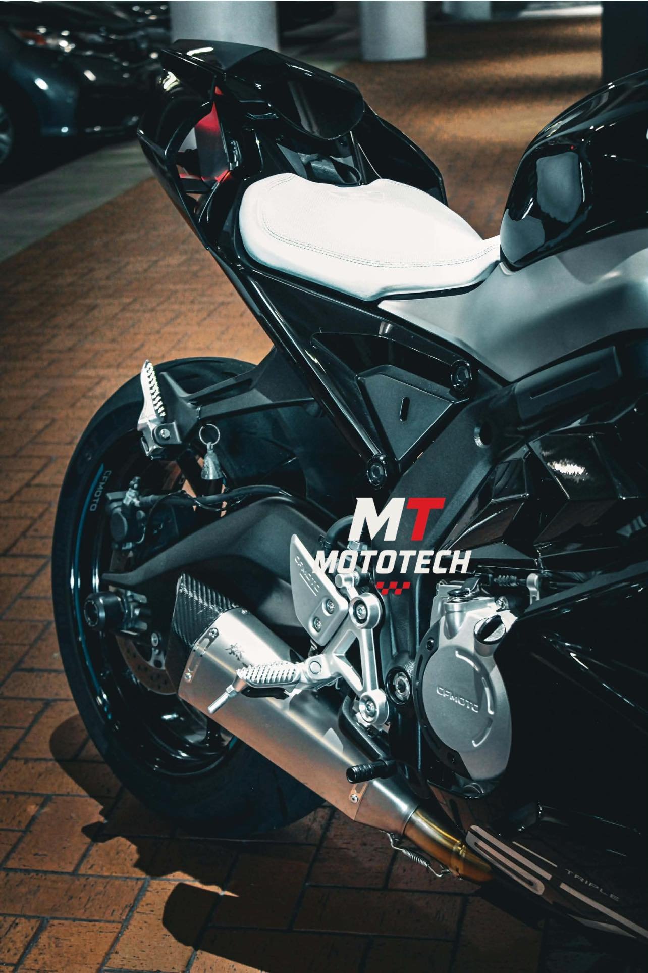 FULL TITANIUM EXHAUST for 675SR / NK / SS - Underbelly titanium racing full system with carbon nozzle - Image 3